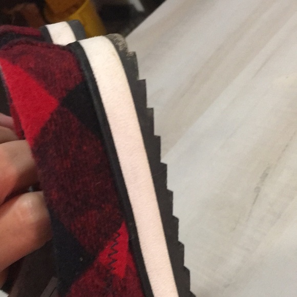 Merrell inside/outside clog slip on like new - Picture 6 of 6